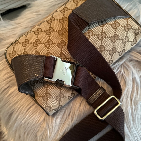 Gucci Fanny Pac - Picture 2 of 8